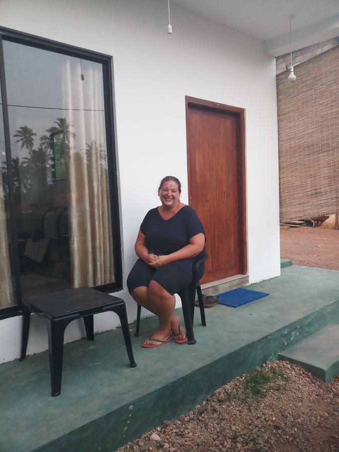 Dolphin Cottage Mirissa Ngoại thất bức ảnh