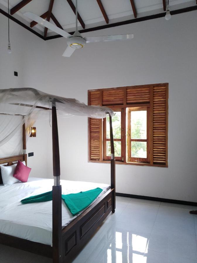 Dolphin Cottage Mirissa Ngoại thất bức ảnh